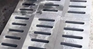 泰州 芝麻灰石材沟盖板