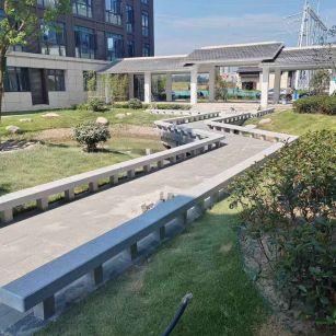 泰州 芝麻灰小区坐凳&栏杆安装效果