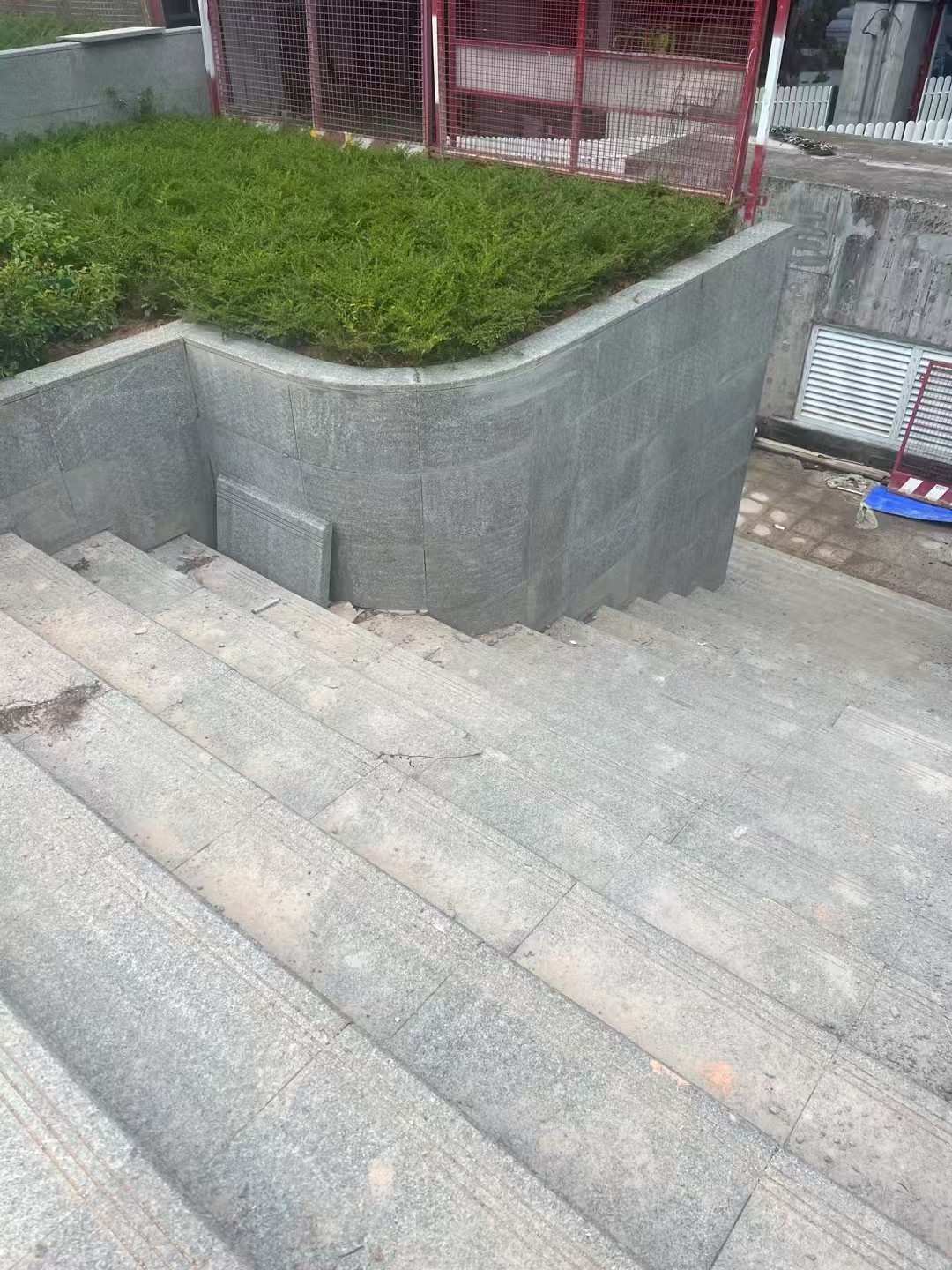 泰州 芝麻黑火烧面铺装案例