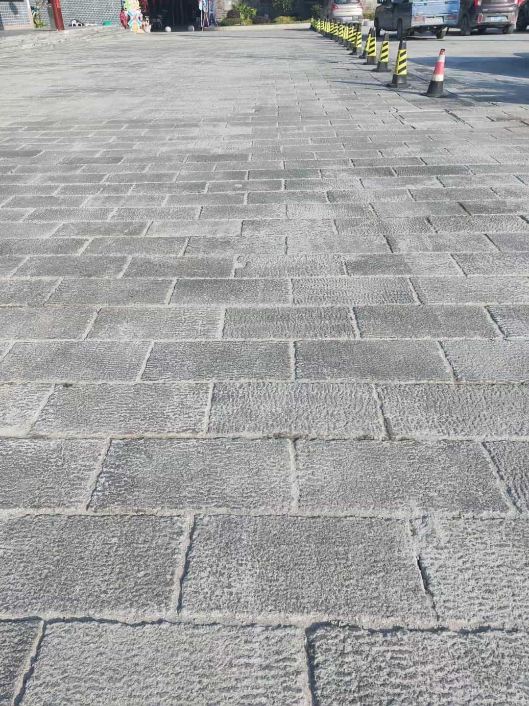 泰州仿古石铺装效果