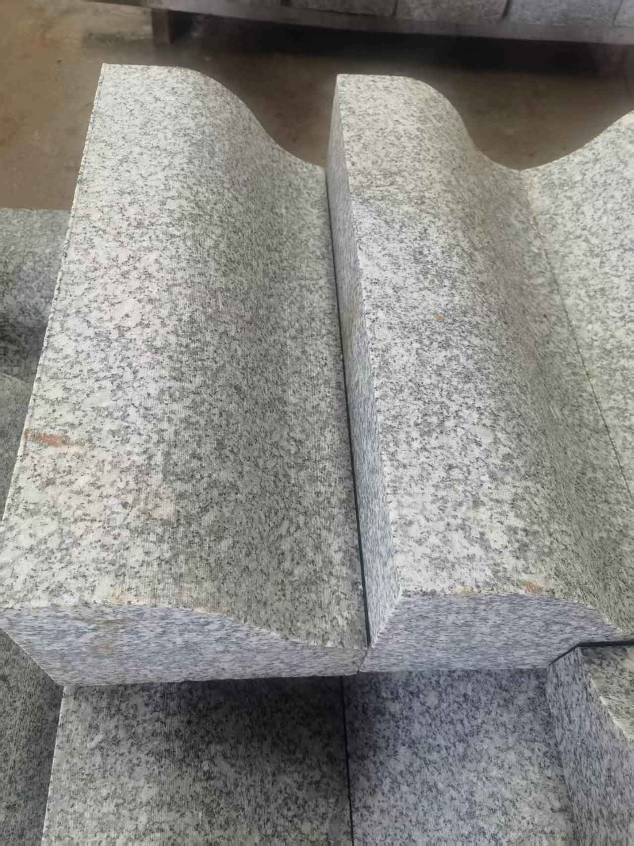 泰州芙蓉白S型拉丝面路沿石