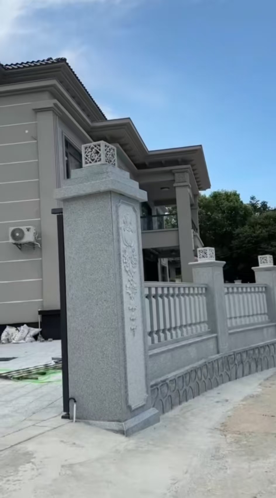 泰州 芝麻白别墅围墙栏杆，私人订制