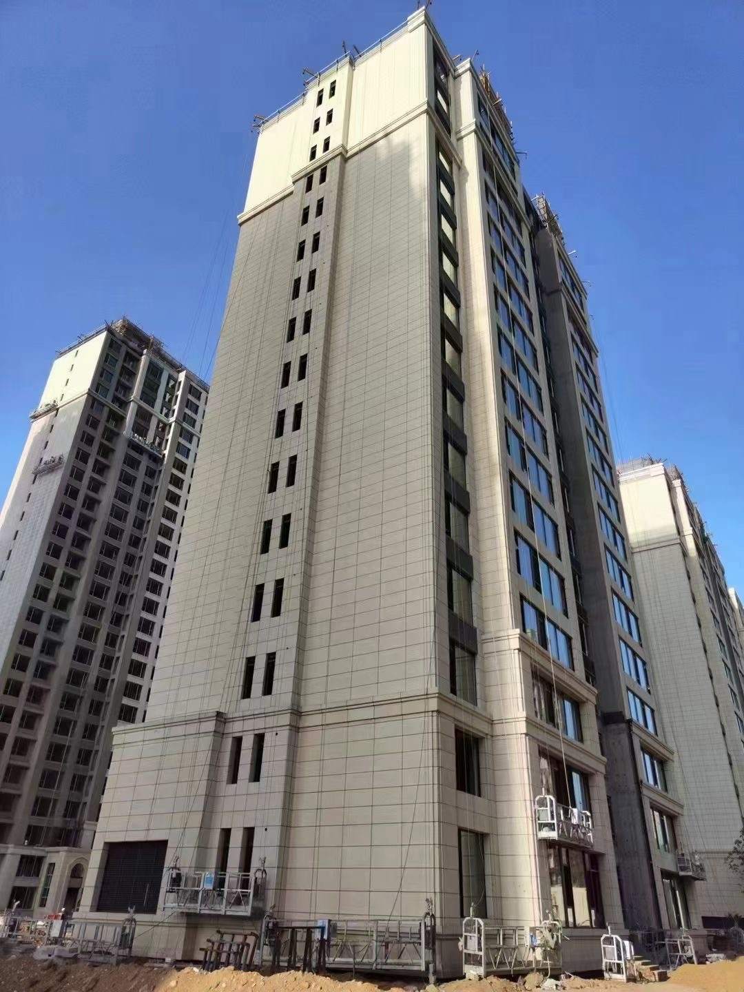 泰州黄金麻高端小区，外墙干挂